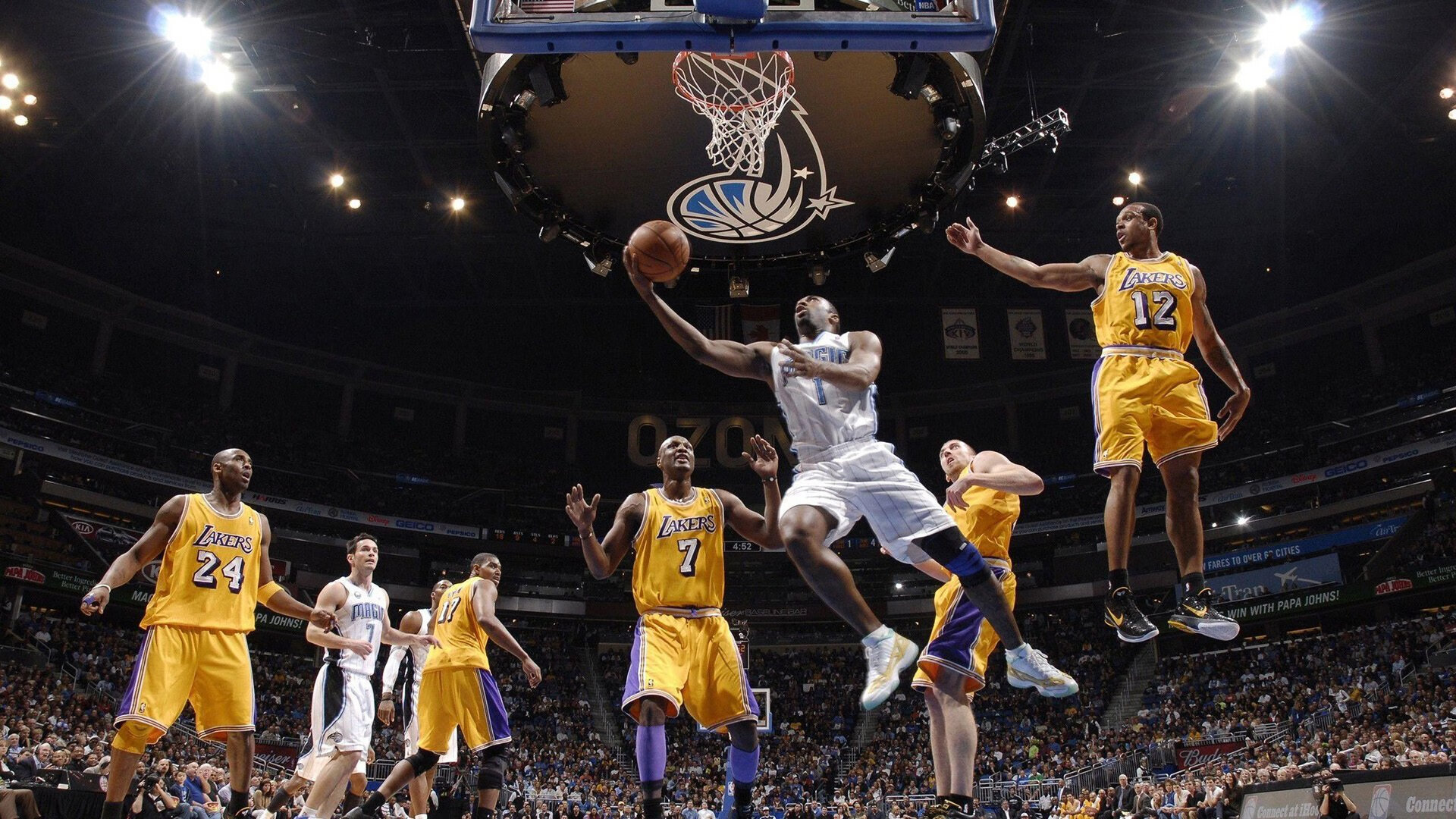 中国足球产业积极布局低碳绿色发展,打造“绿茵行业”新标杆,足球产业规模